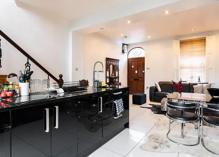 Serres' Homestay szállás *