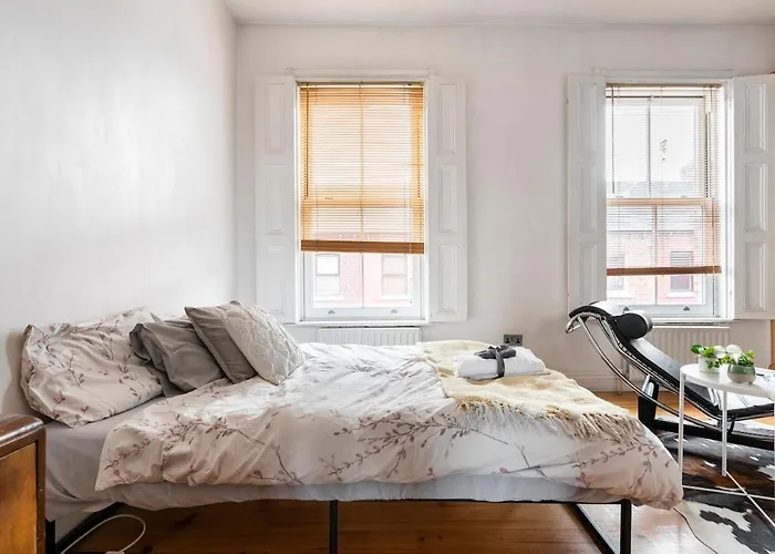 ホームステイ Serres' ダブリン